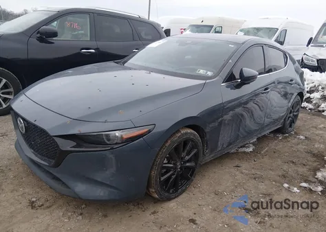 2021 Mazda Mazda3 Premium из США, поврежденный, VIN JM1BPBML5M1344752